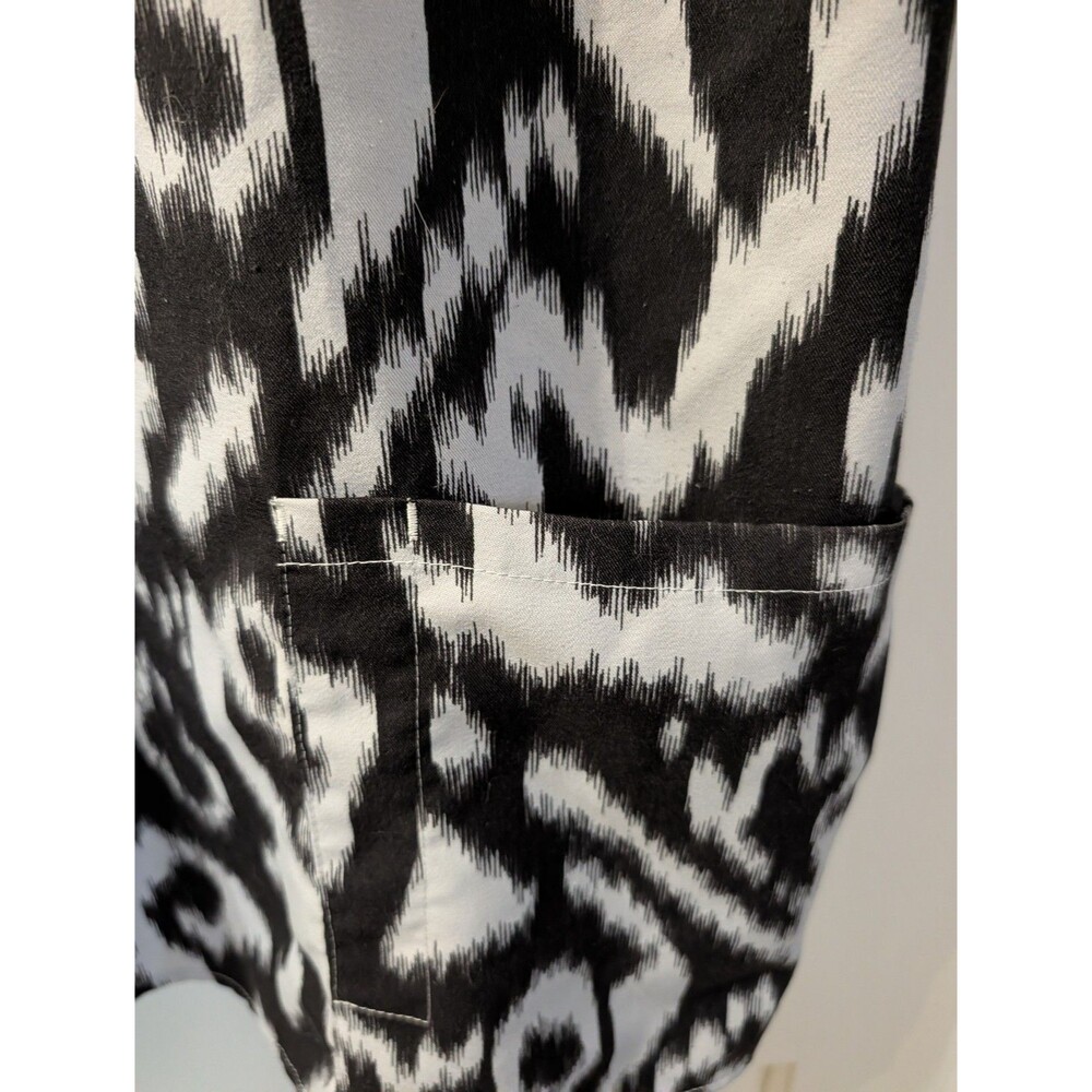 Healing Hands Purple Label Scrub Top Womens S Black White Ikat Pink Trim - Picture 4 of 10
